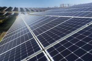 Energia Solar: Vale a Pena Investir em 2025?